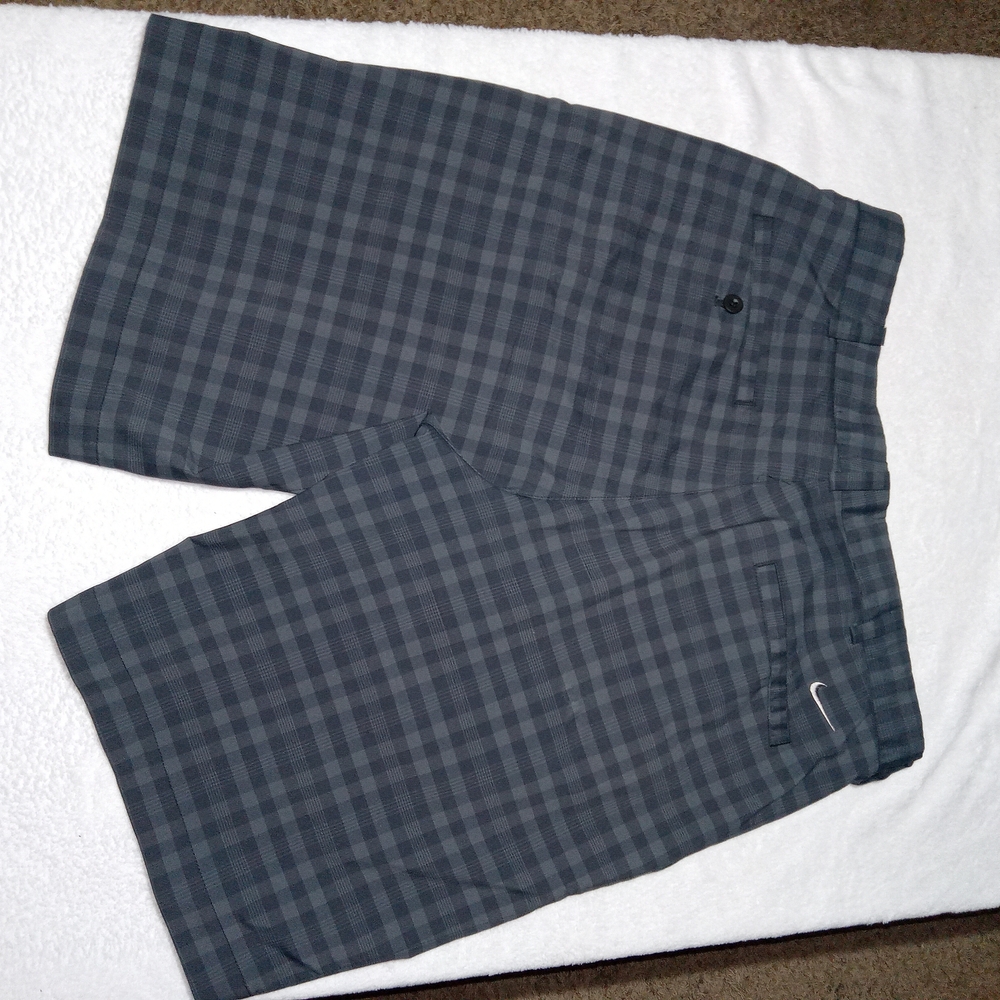 Nike Golf Performance Dri Fit Plaid Shorts With Cardinals Logo Mens Size 34 - Picture 4 of 9
